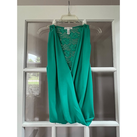 Ambiance Apparel Teal Green Lace Back Sleeveless Blouse - Picture 1 of 3